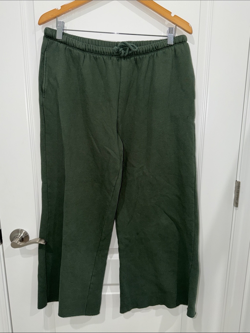 Wild Fable wide leg Relaxed Drawstring Sweatpants - Dark Green size medium